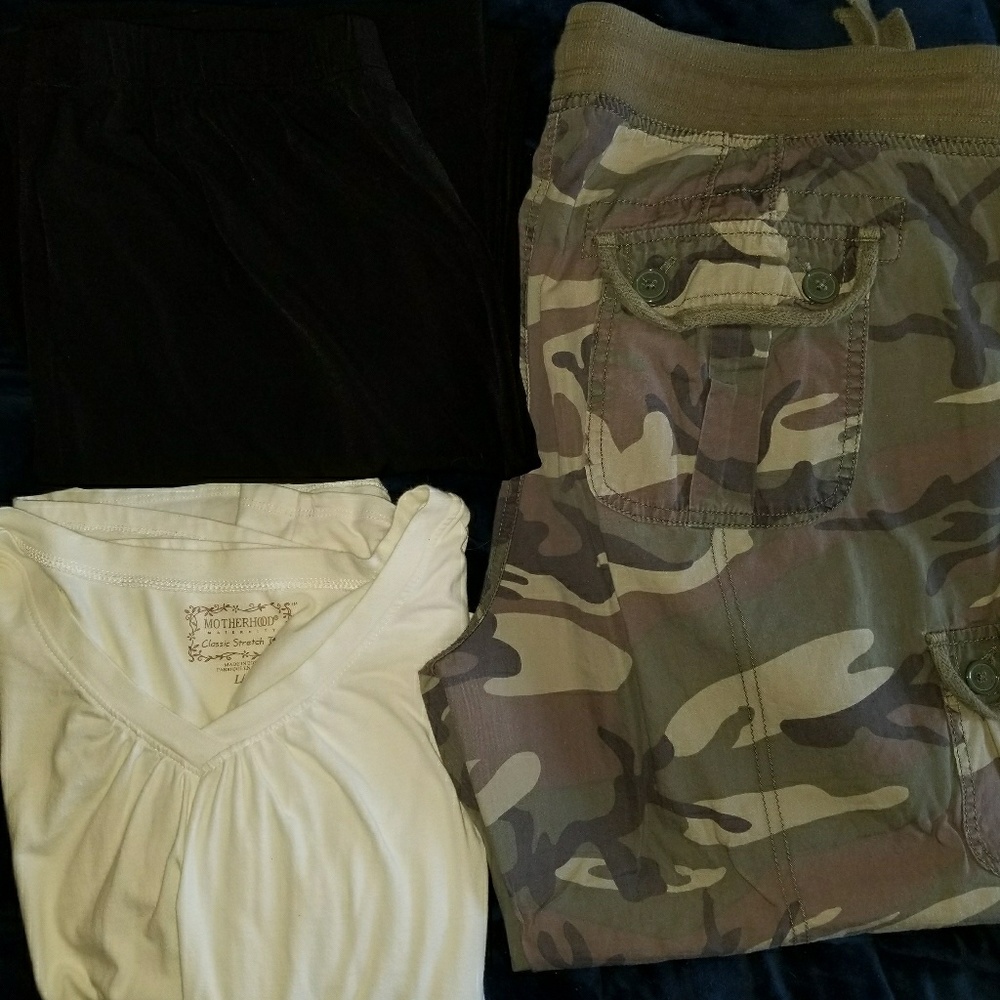 Lot of 3 Motherhood Maternity pieces